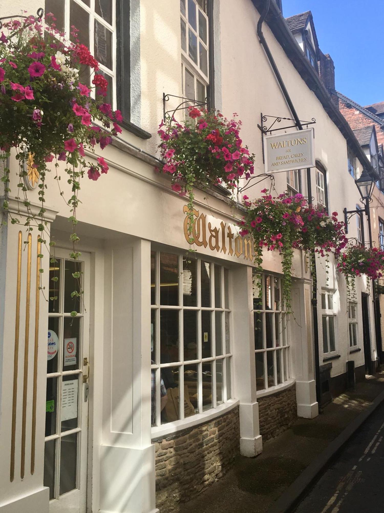 Luxury 2 Bed Apartment With Free Parking Ludlow Exterior foto